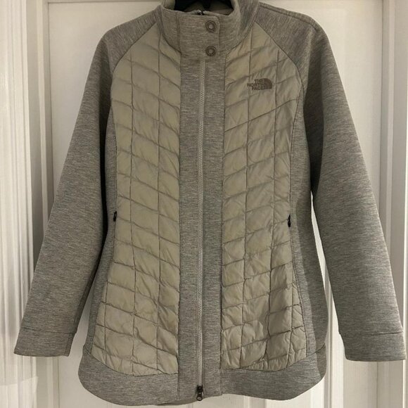 The North Face Jackets & Blazers - The North Face Thermoball Women's Full Zip Jacket Size M EUC